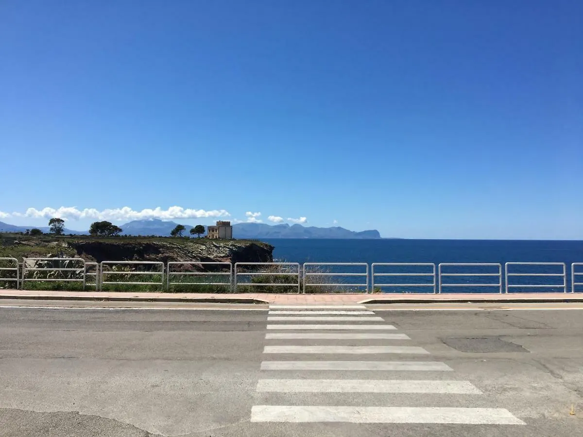 Bed & Breakfast La Ruota B&B Terrasini Italien