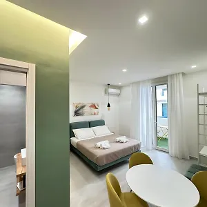 I Faraglioni Comfort 2*, Terrasini Italië